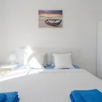 Two Bedroom With Sea View In Abrigos Apartment