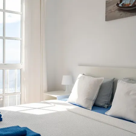 Two Bedroom With Sea View In Abrigos *