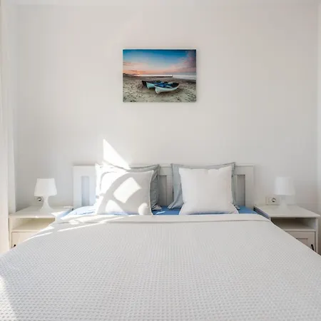 Apartment Two Bedroom With Sea View In Abrigos Los Abrigos