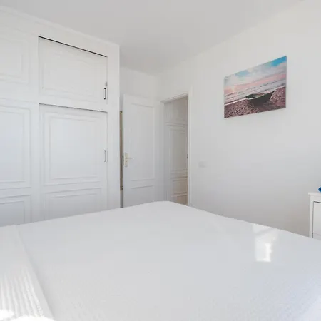 Two Bedroom With Sea View In Abrigos Apartment Los Abrigos