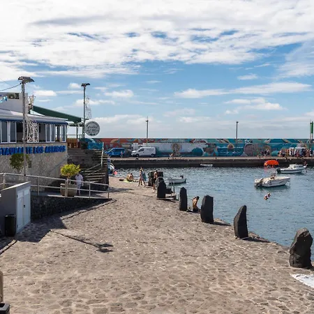 Apartment Two Bedroom With Sea View In Abrigos Los Abrigos