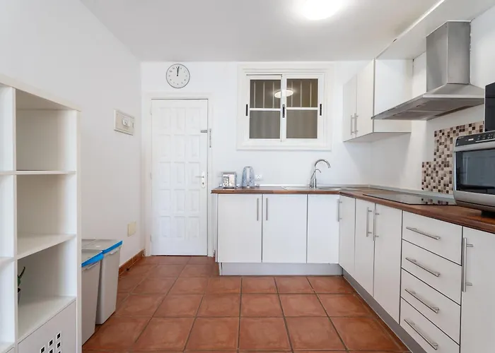 Two Bedroom With Sea View In Abrigos